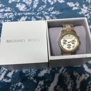 NWT MK5826 Michael KORS gold chronograph watch
